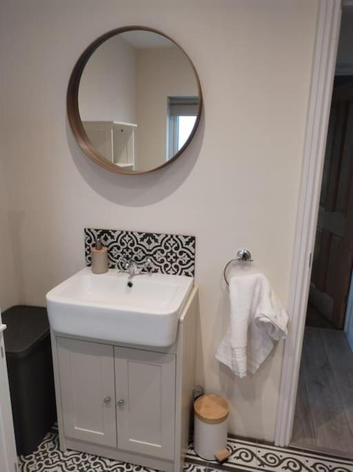 Spacious And Sunny Accommodation With Underfloor Heating Throughout Culmstock Esterno foto